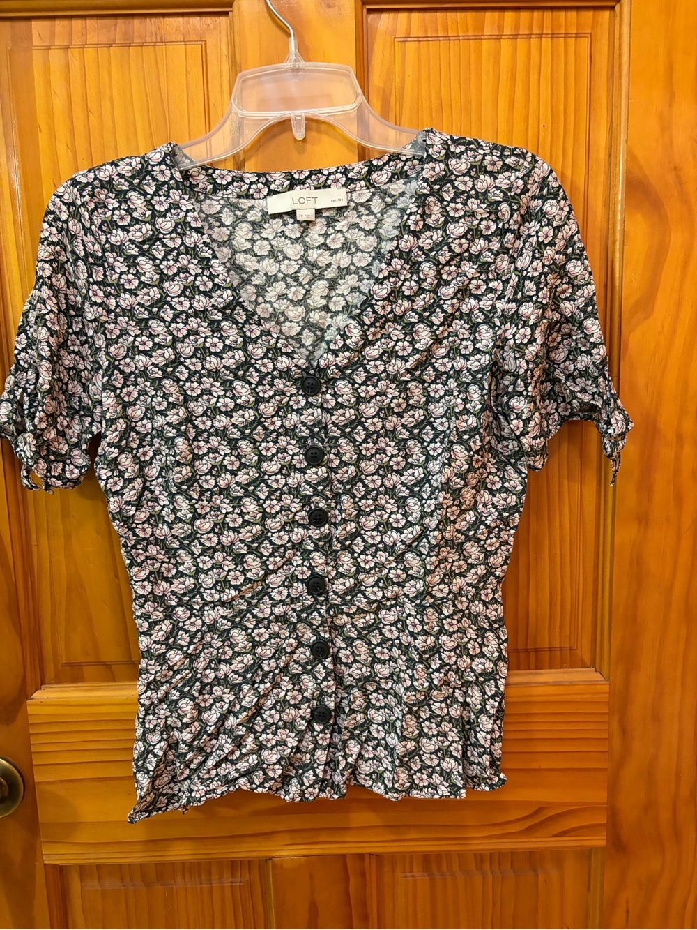 LOFT Black Floral Button-Front Women's Top